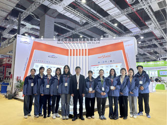 Hubei Tonnano Auto Parts Co., Ltd. linia produkcyjna producenta