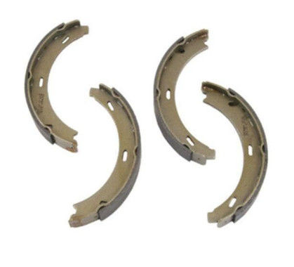 Mercedes Benz 2034200120 Części podwozia Zestaw obuwia hamulcowego